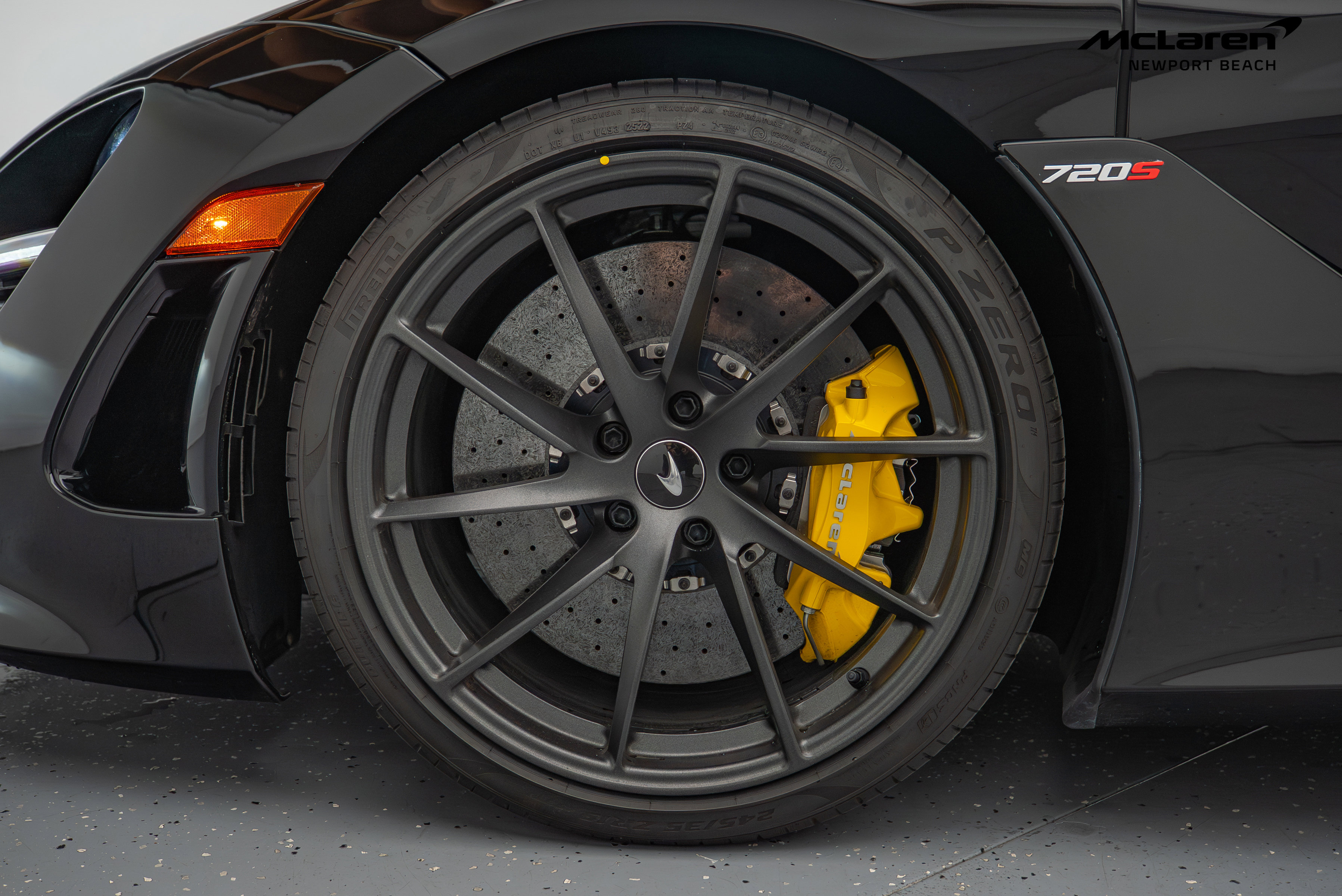 Used 2023 McLaren 720S Spider photo 35