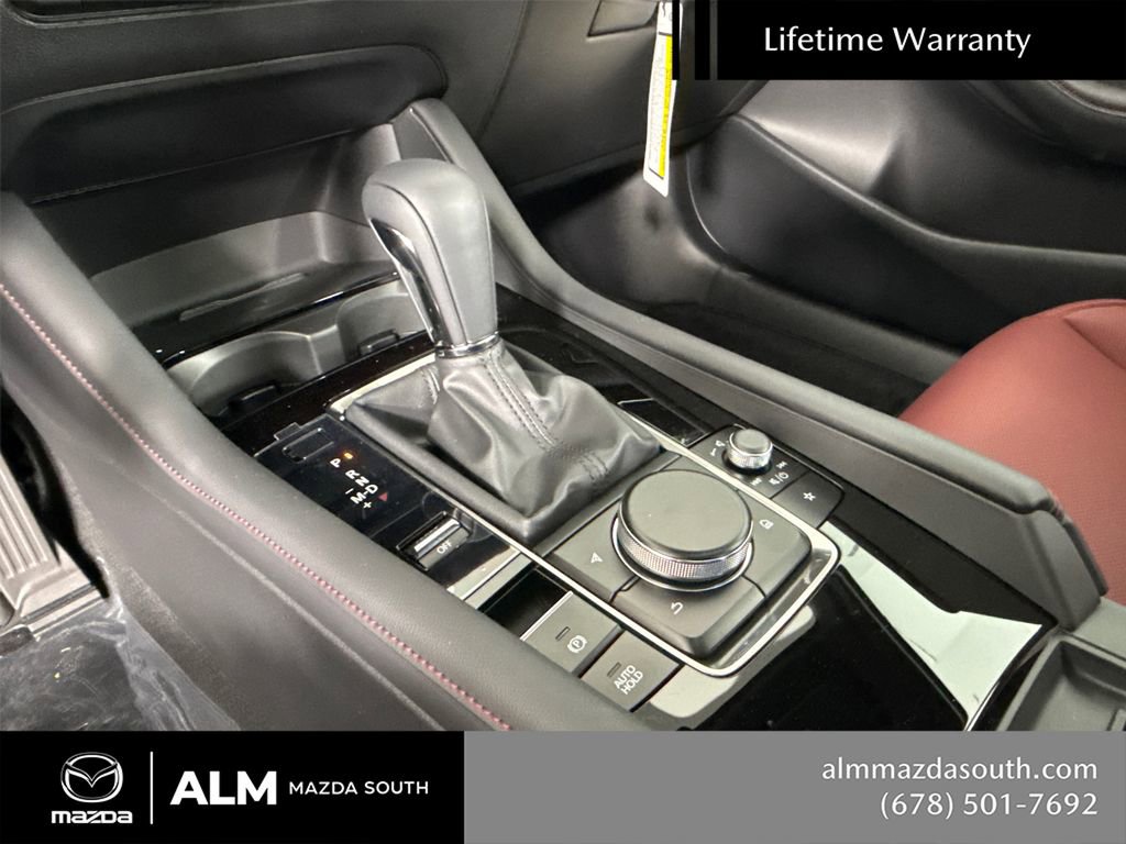 2026 MAZDA Mazda3 Carbon