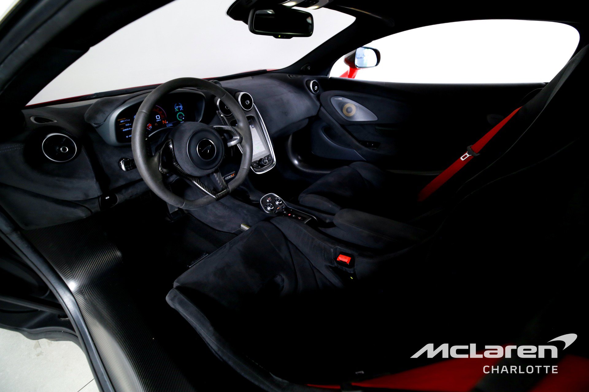 Used 2019 McLaren 600LT photo 13