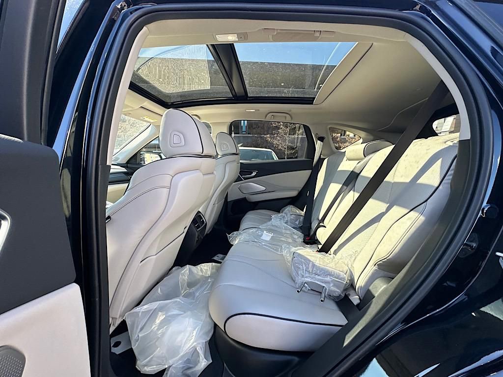 2026 Acura RDX SH-AWD w/ Advance Package