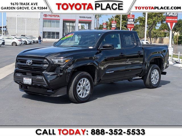 Used 2025 Toyota Tacoma SR5