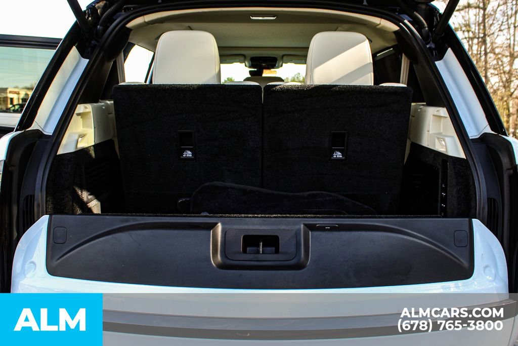 2025 Land Rover Range Rover Long Wheelbase SE