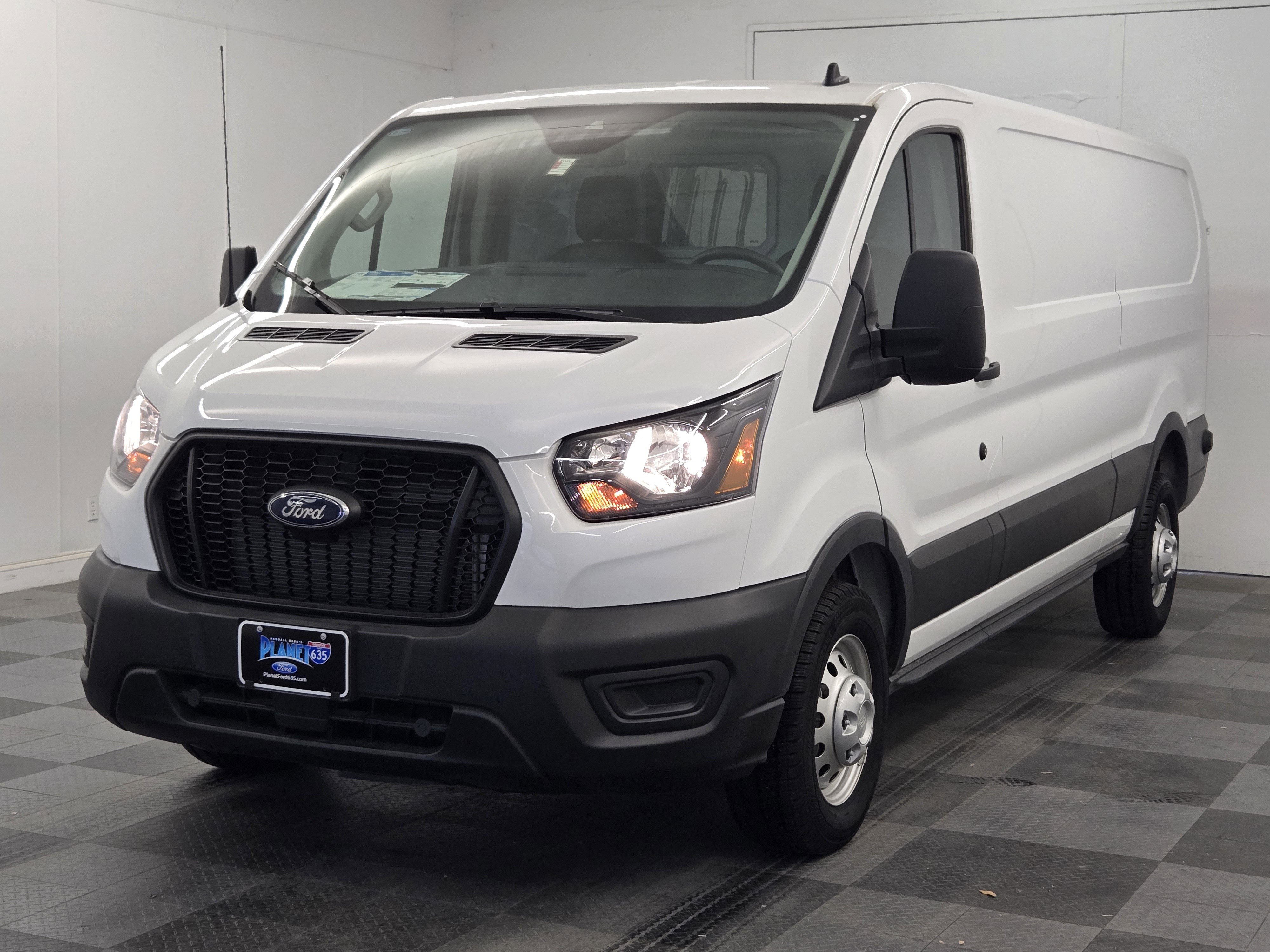 2024 Ford Transit 350 Low Roof