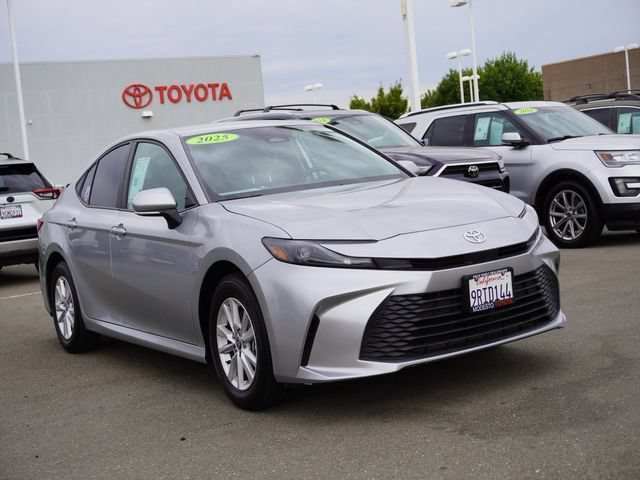 Used 2025 Toyota Camry LE