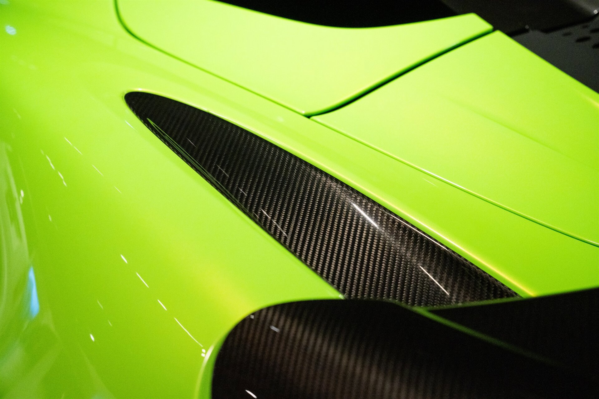 Used 2022 McLaren 765LT photo 7