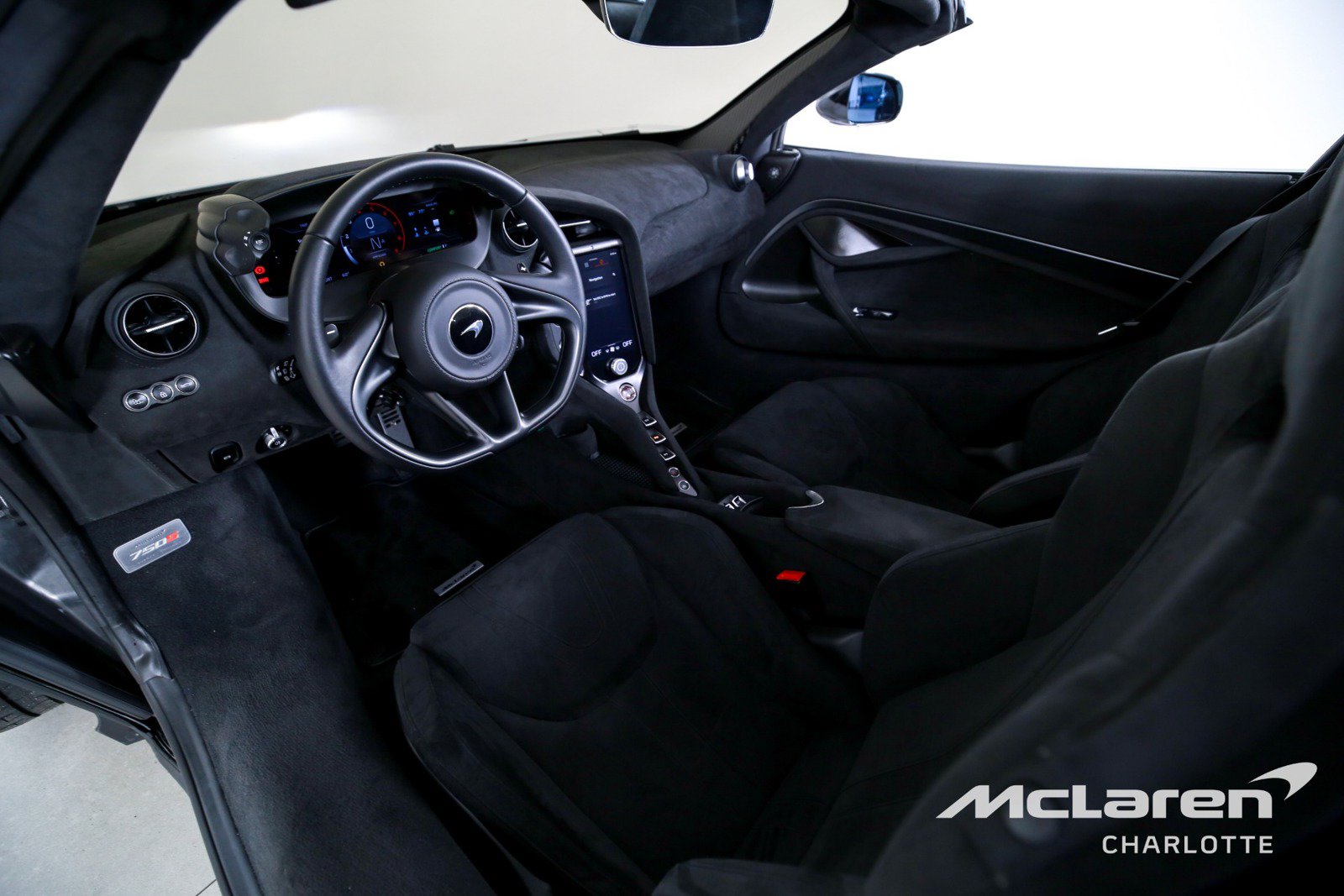 Used 2024 McLaren 750S Spider photo 14