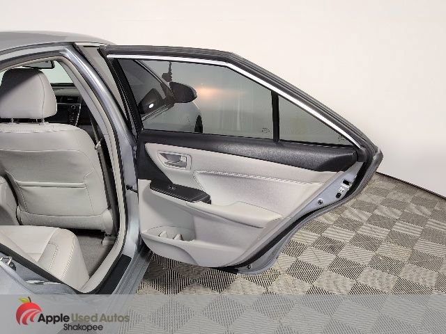 2016 Toyota Camry XLE