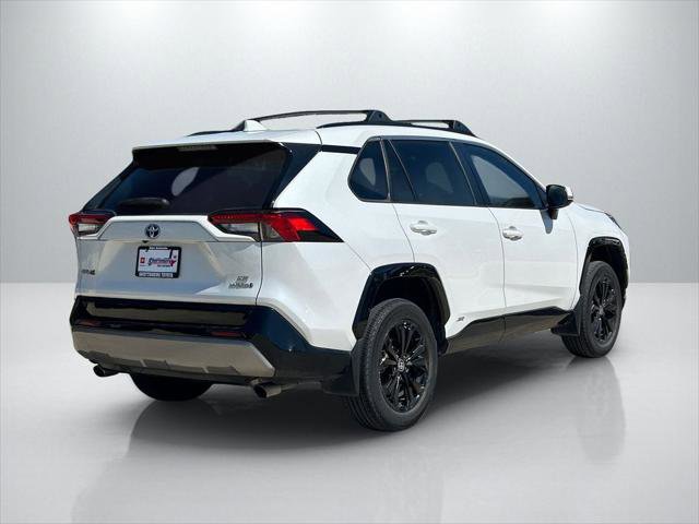2023 Toyota RAV4 SE