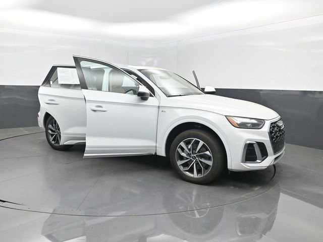2023 Audi Q5 2.0T Premium Plus