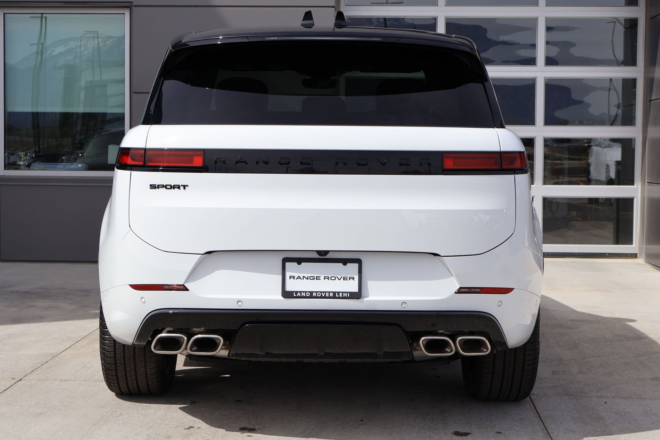 2026 Land Rover Range Rover Sport Dynamic SE