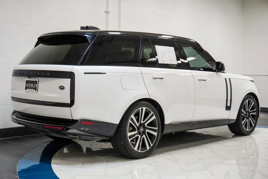 2023 Land Rover Range Rover SE