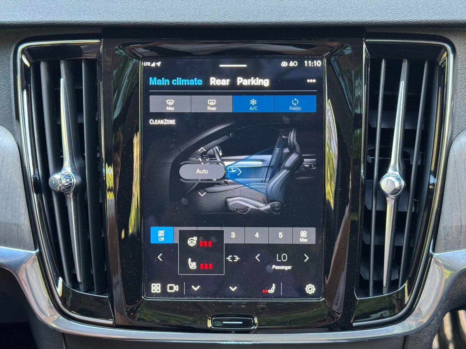 2023 Volvo S90 B6 Plus