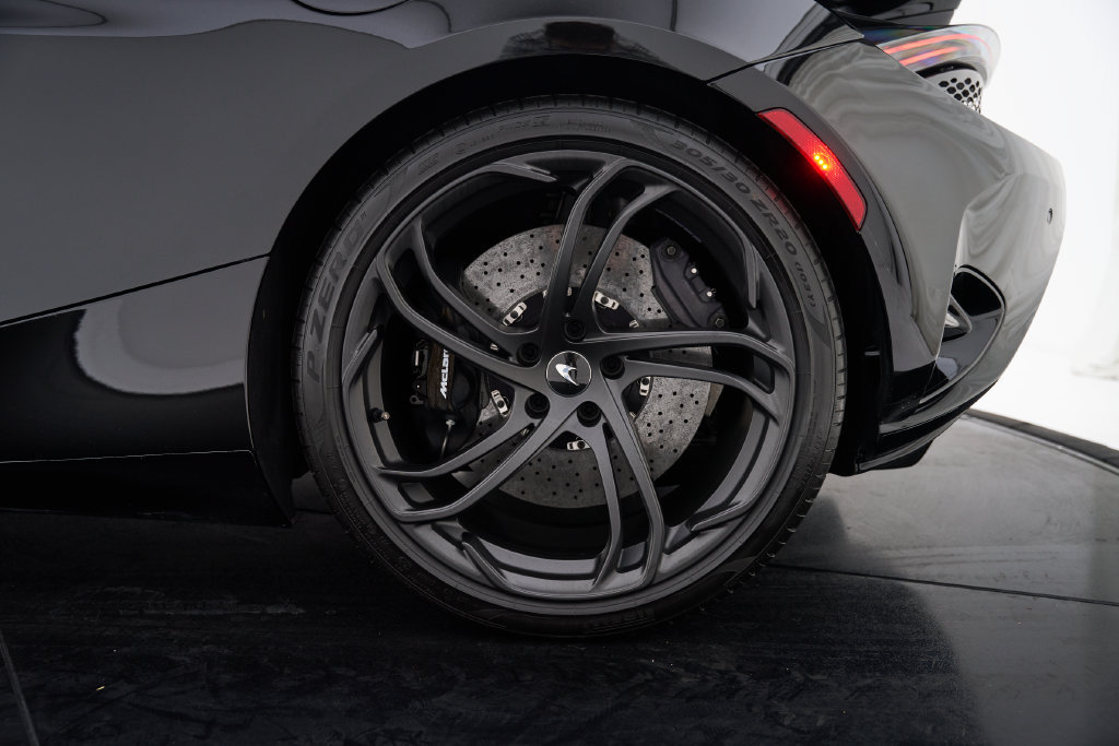 Used 2025 McLaren 750S photo 41