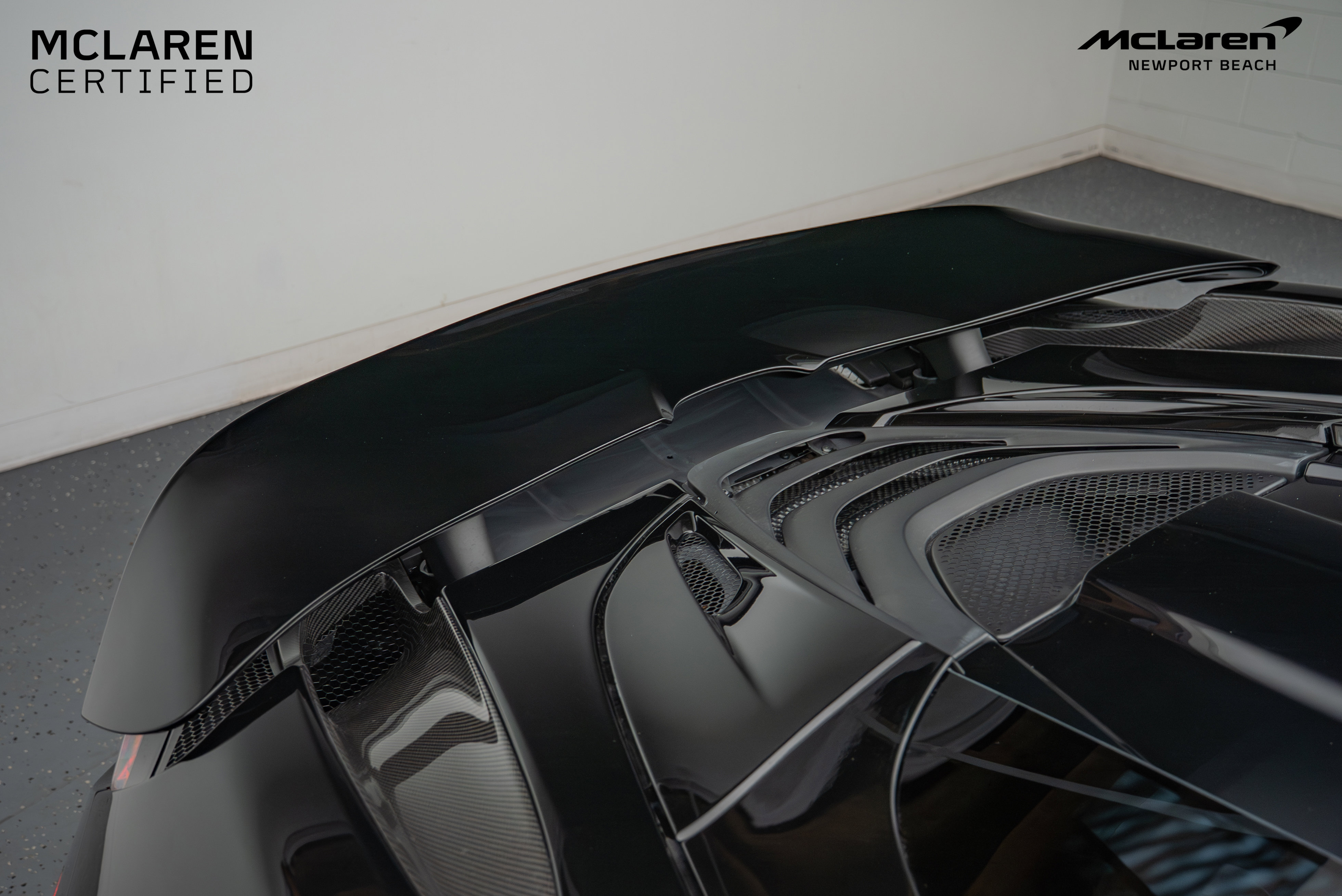 Used 2023 McLaren 720S Spider photo 7