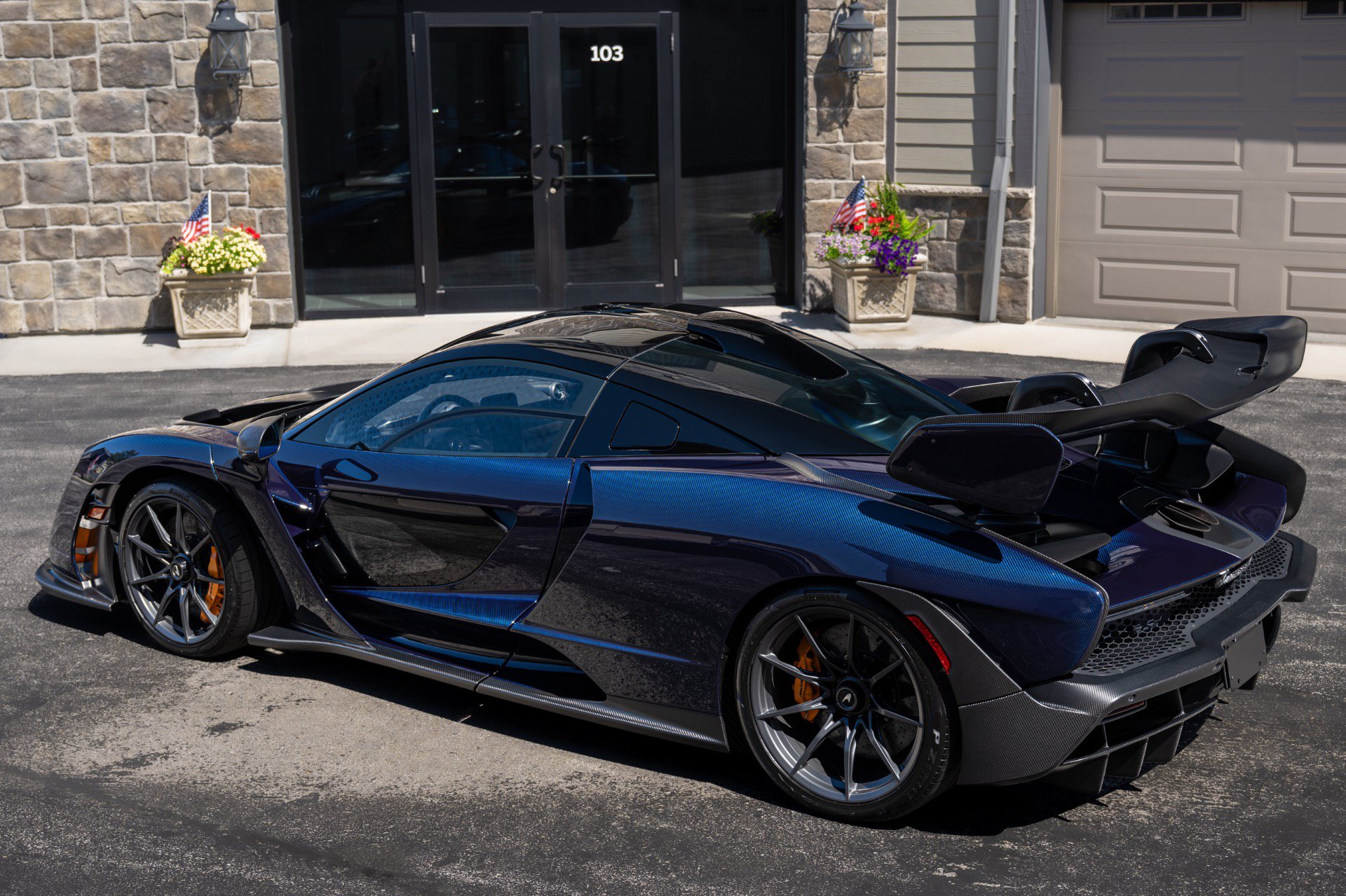 Used 2019 McLaren Senna photo 28