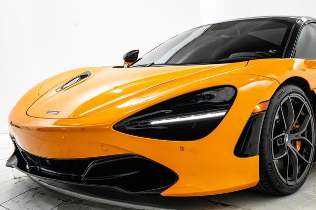 Used 2020 McLaren 720S Performance photo 25