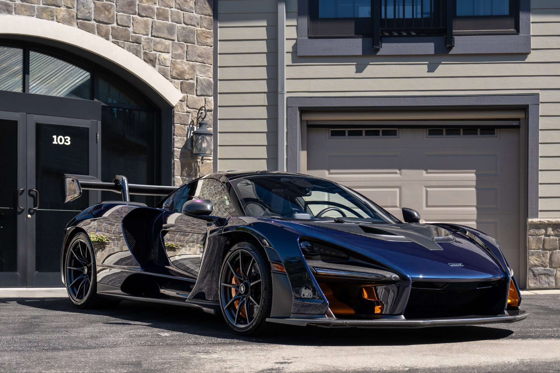 Used 2019 McLaren Senna photo 39