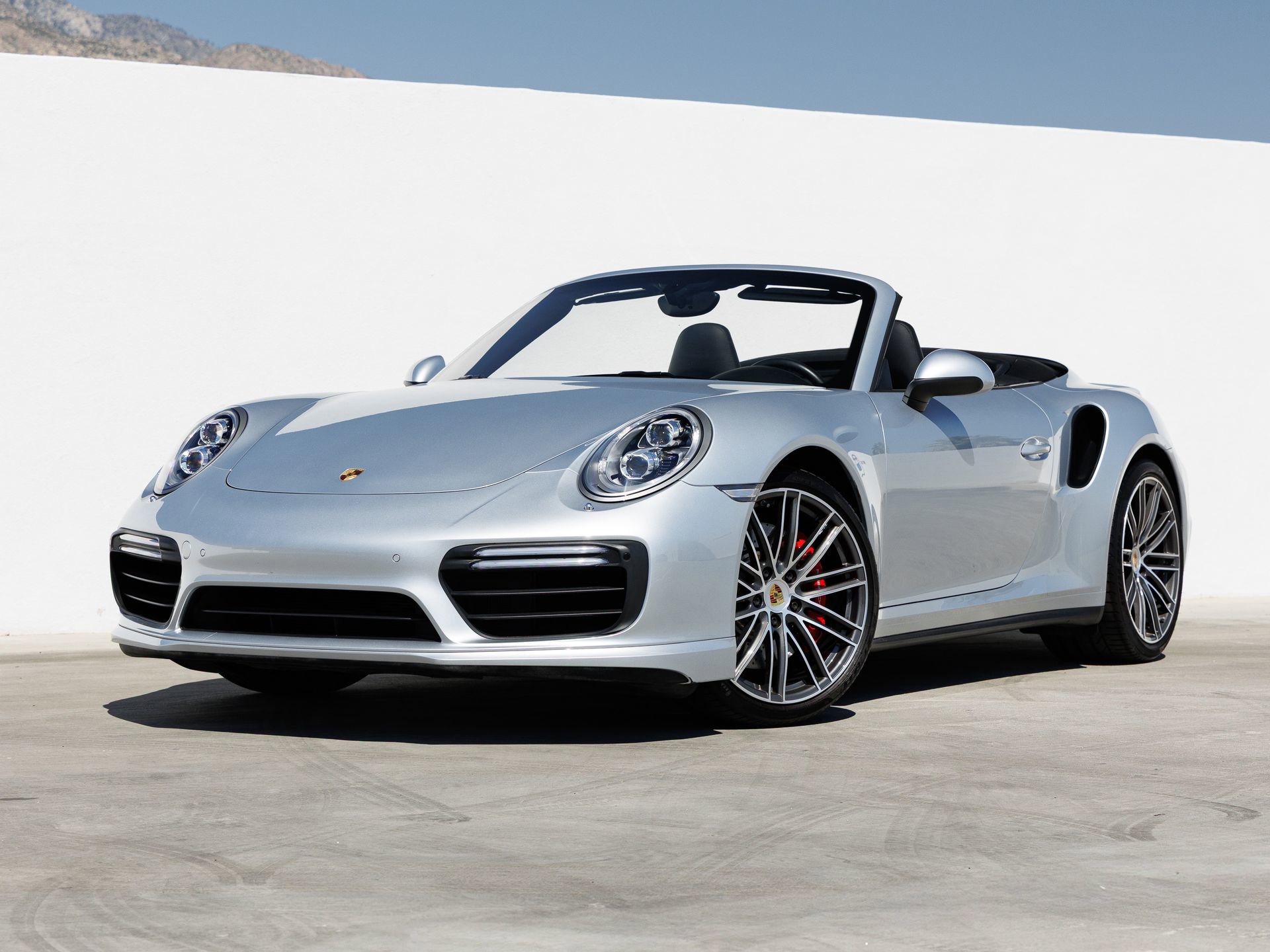 Certified 2017 Porsche 911 Turbo