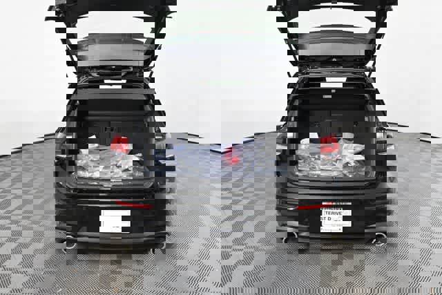 2026 Volkswagen GTI SE