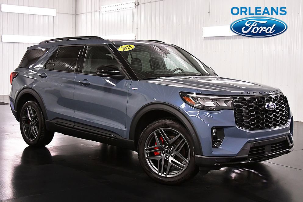Used 2025 Ford Explorer ST-Line w/ Premium Package