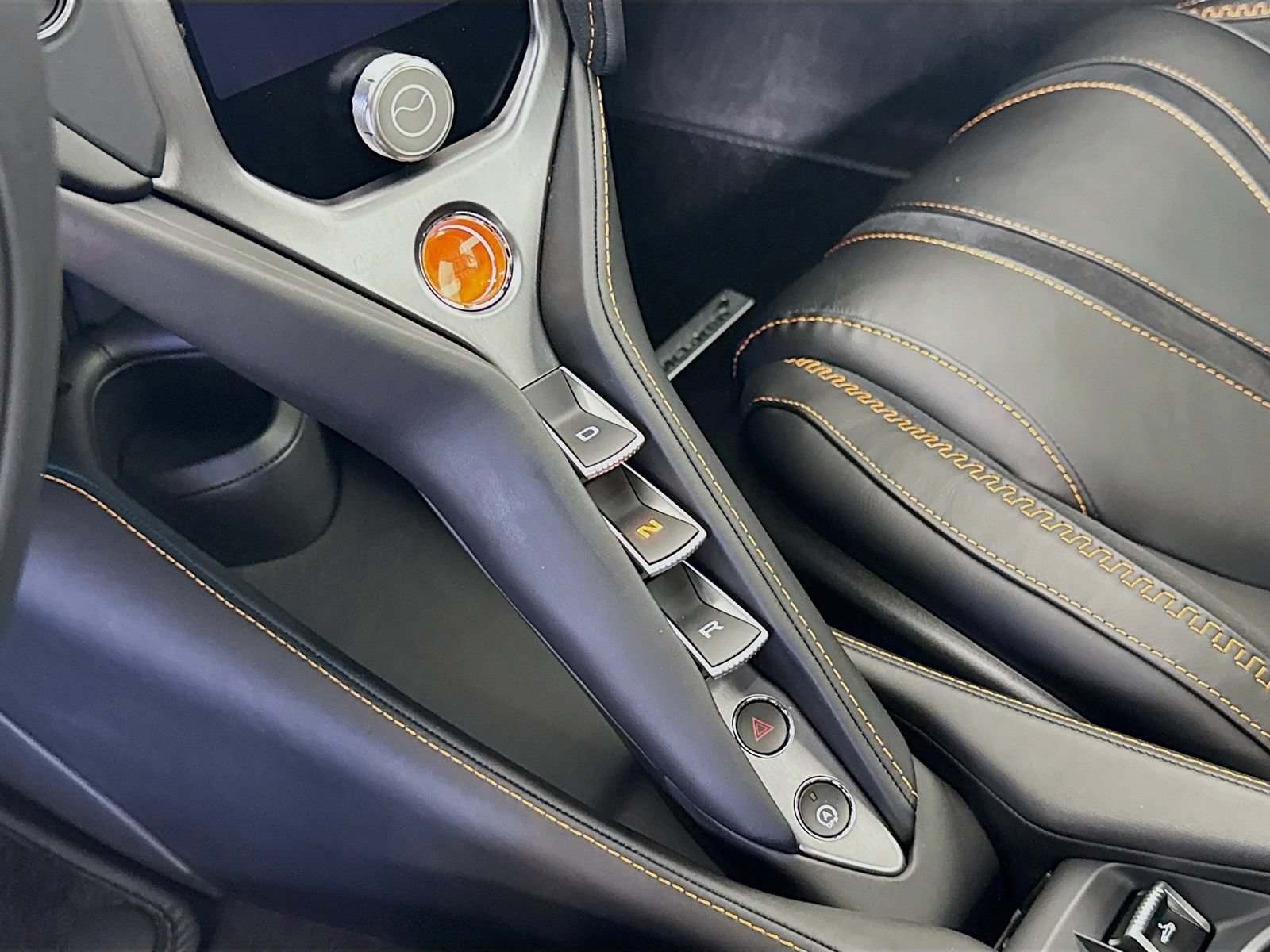Used 2026 McLaren 750S Spider photo 14