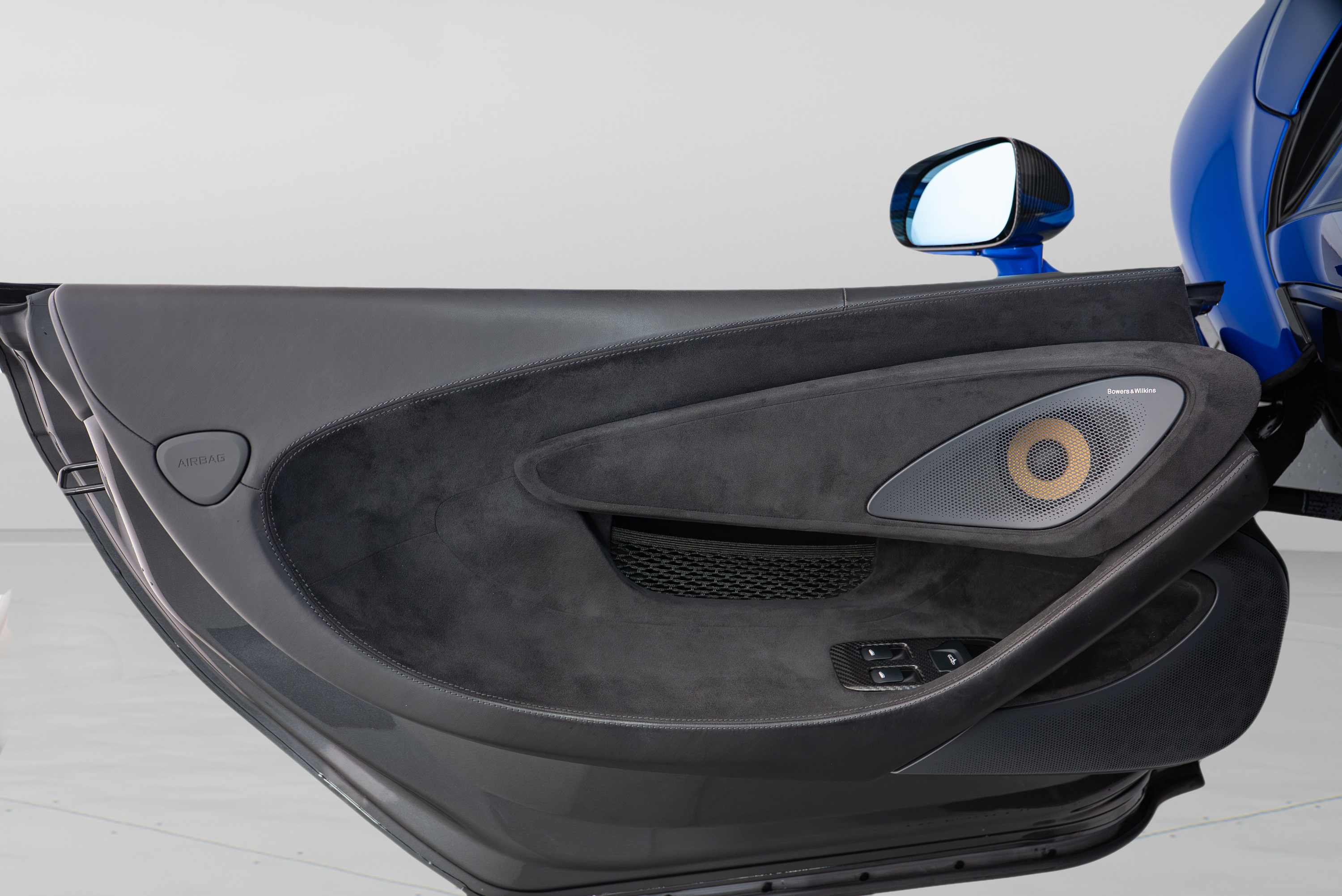 Used 2019 McLaren 600LT photo 16