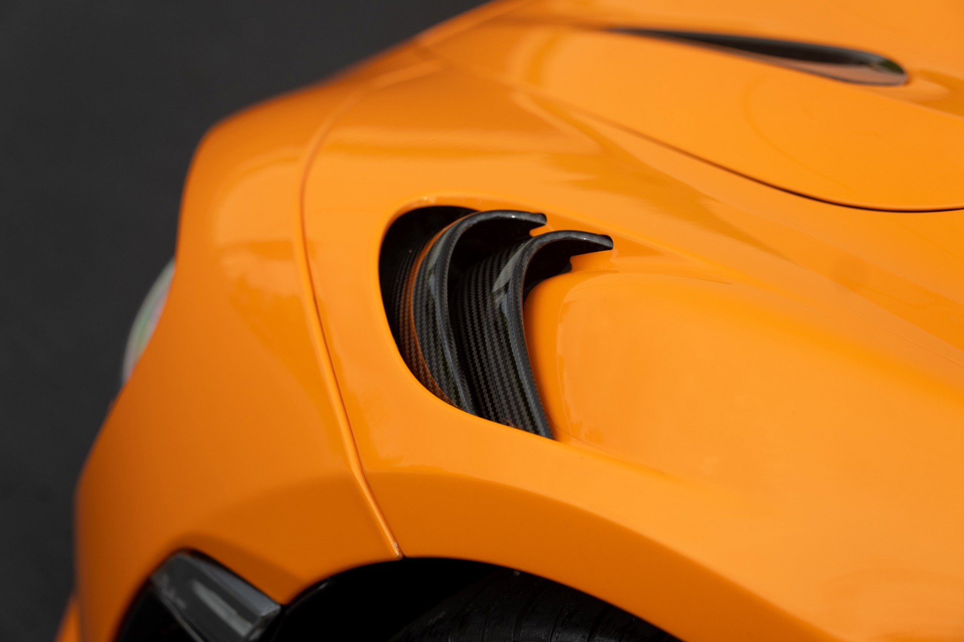 Used 2021 McLaren 765LT photo 29