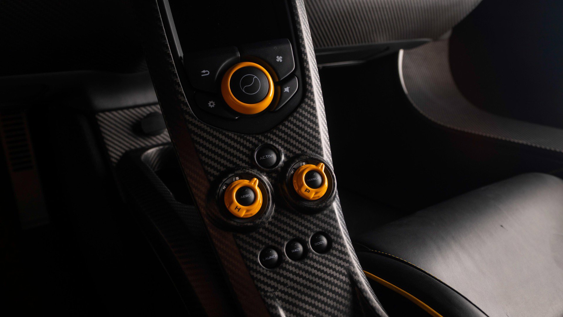 Used 2013 McLaren P1 photo 28
