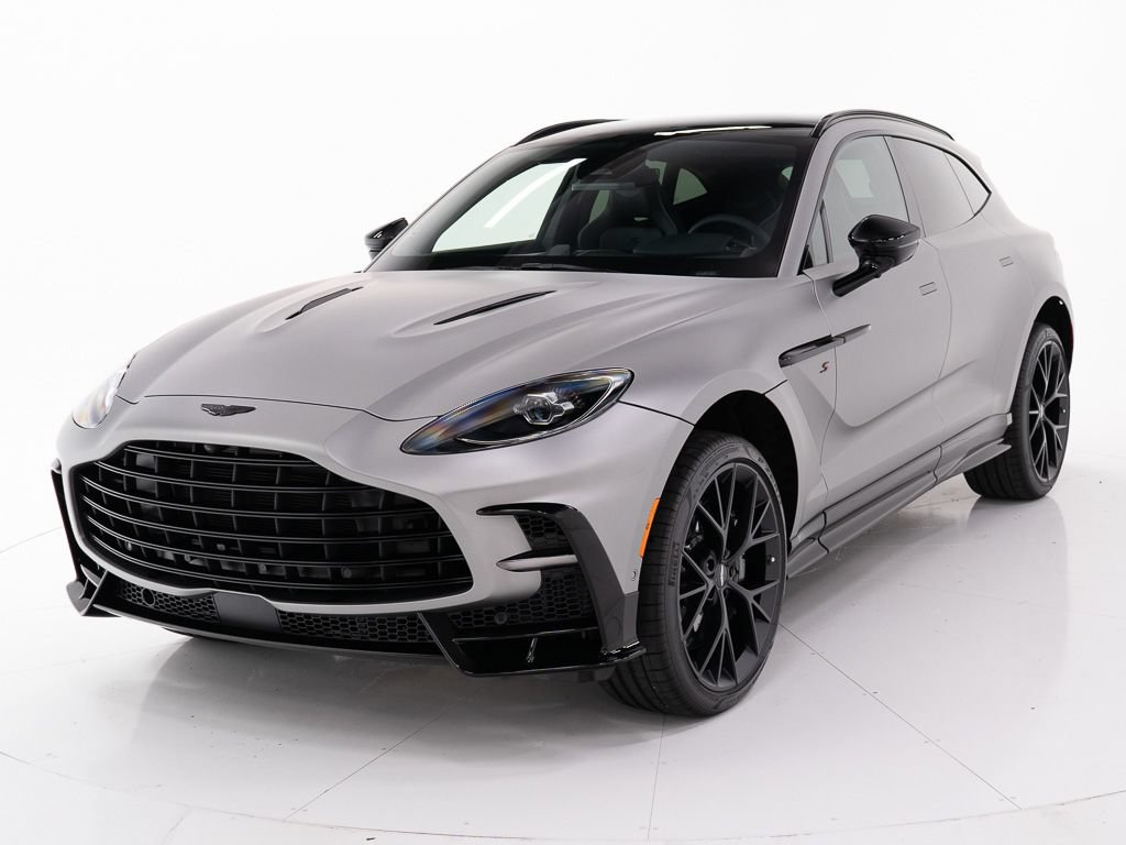New 2026 Aston Martin DBX 707