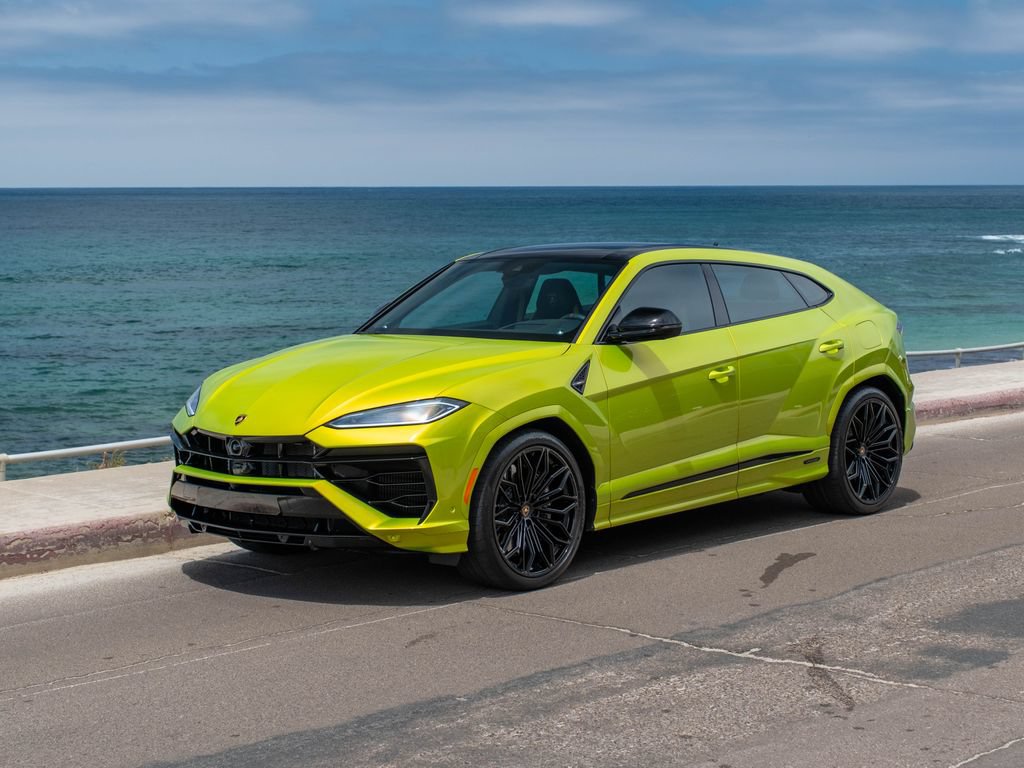 Used 2025 Lamborghini Urus Performante