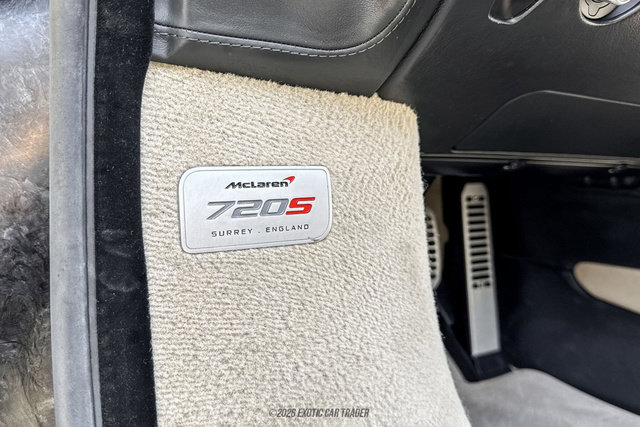 Used 2018 McLaren 720S Luxury photo 38