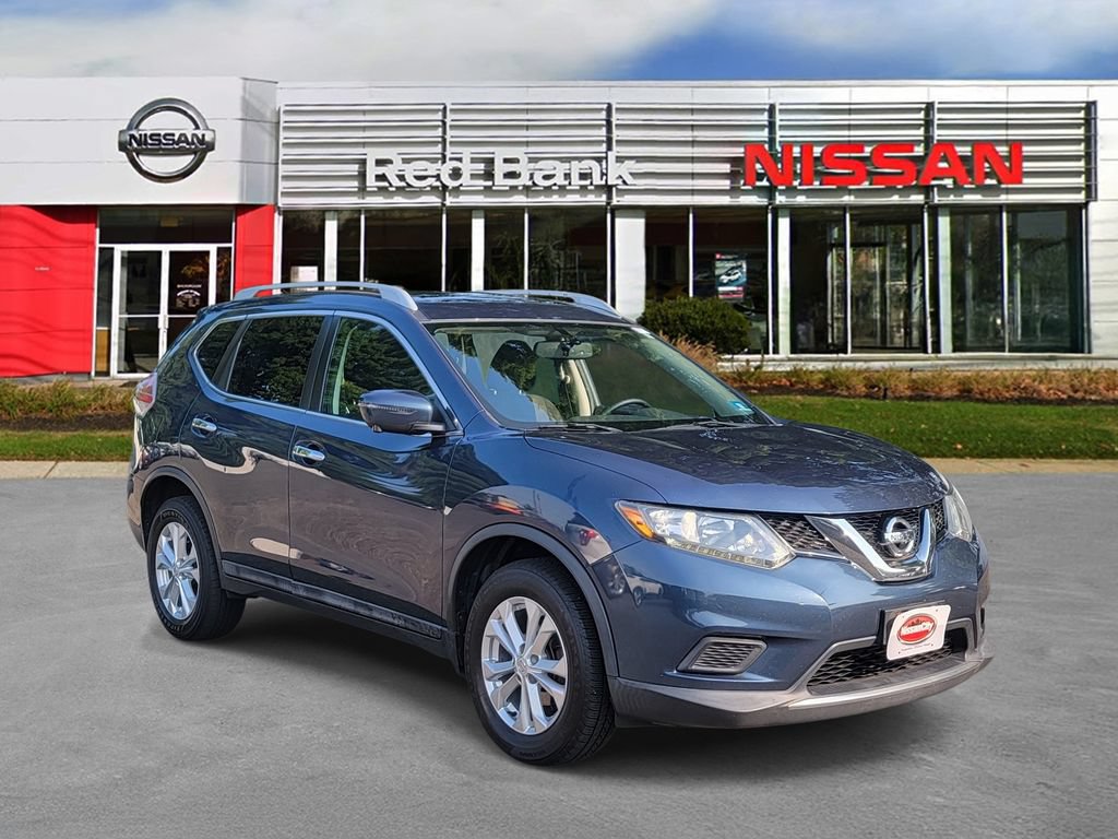 Used 2016 Nissan Rogue SV w/ SV Premium Package