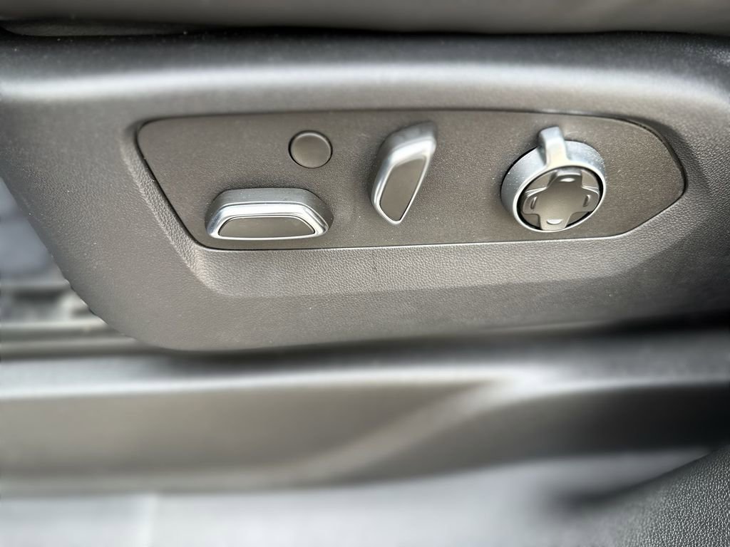 2025 Cadillac Escalade Premium Luxury Platinum