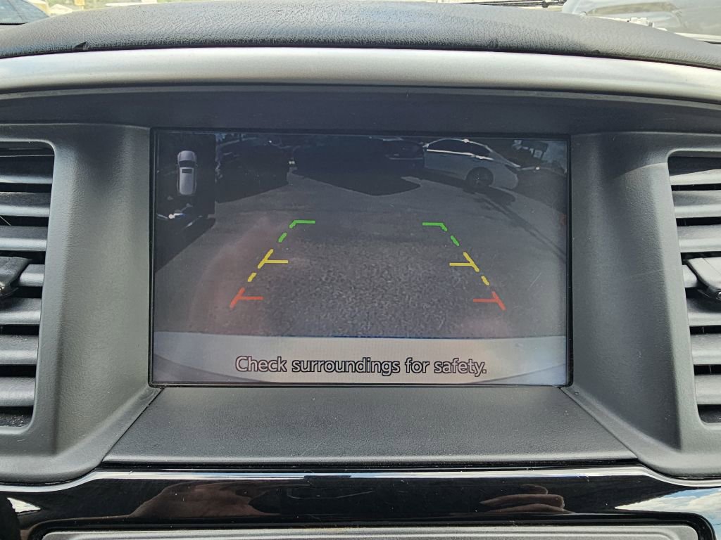 2020 Nissan Pathfinder SV