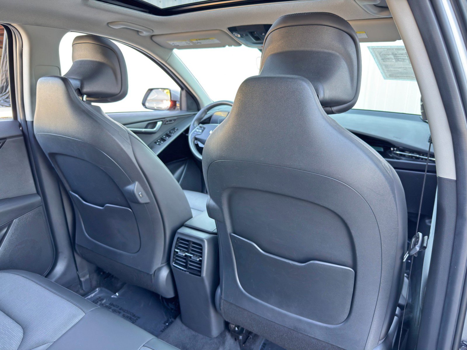 2023 Kia Niro SX Touring