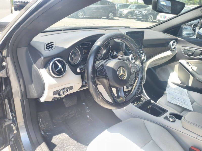 2015 Mercedes-Benz CLA 250