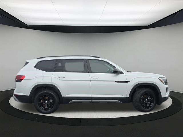 2026 Volkswagen Atlas Peak Edition