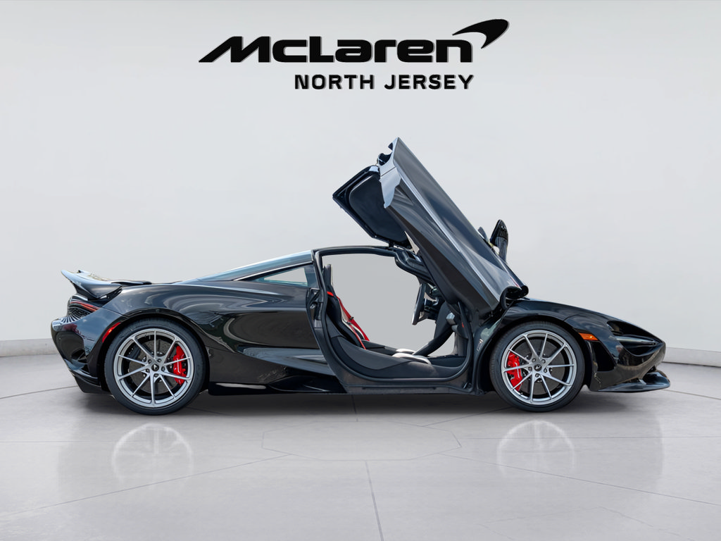 New 2026 McLaren 750S photo 8