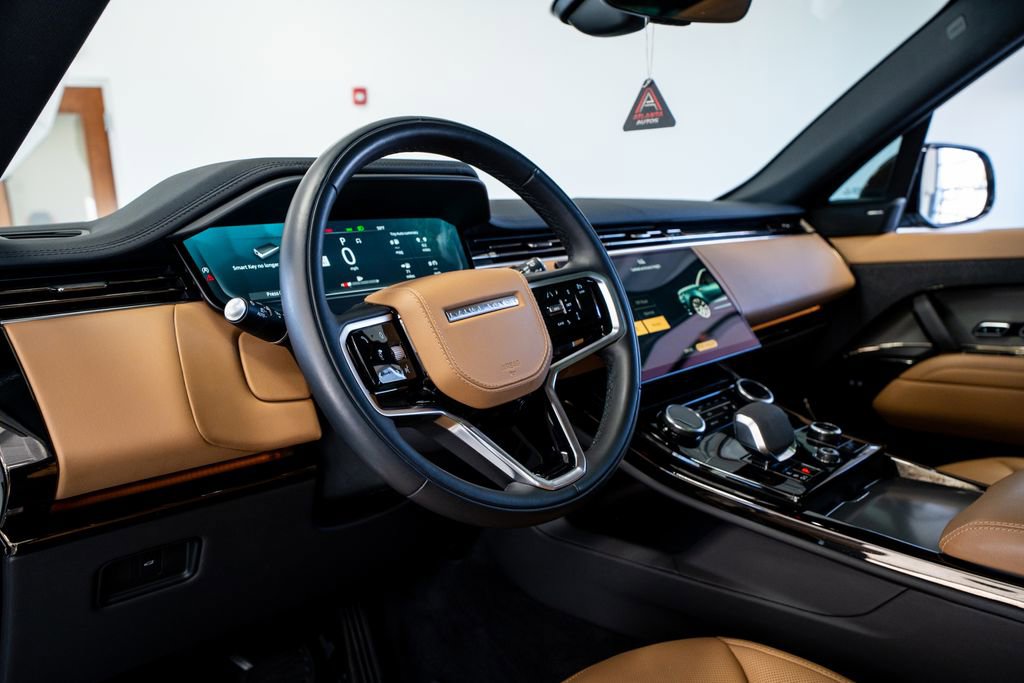 2023 Land Rover Range Rover Sport SE