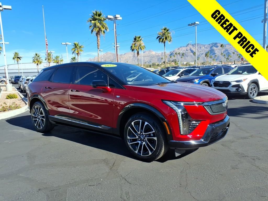 Used 2025 Cadillac Optiq Sport 1