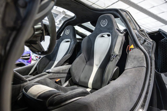 Used 2021 McLaren 720S Performance photo 39