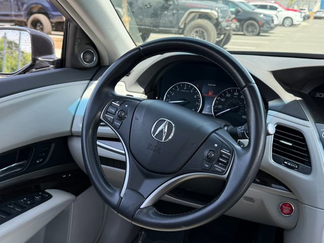 2015 Acura RLX w/ Technology Package