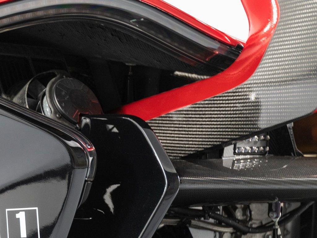 Used 2015 McLaren P1 photo 94