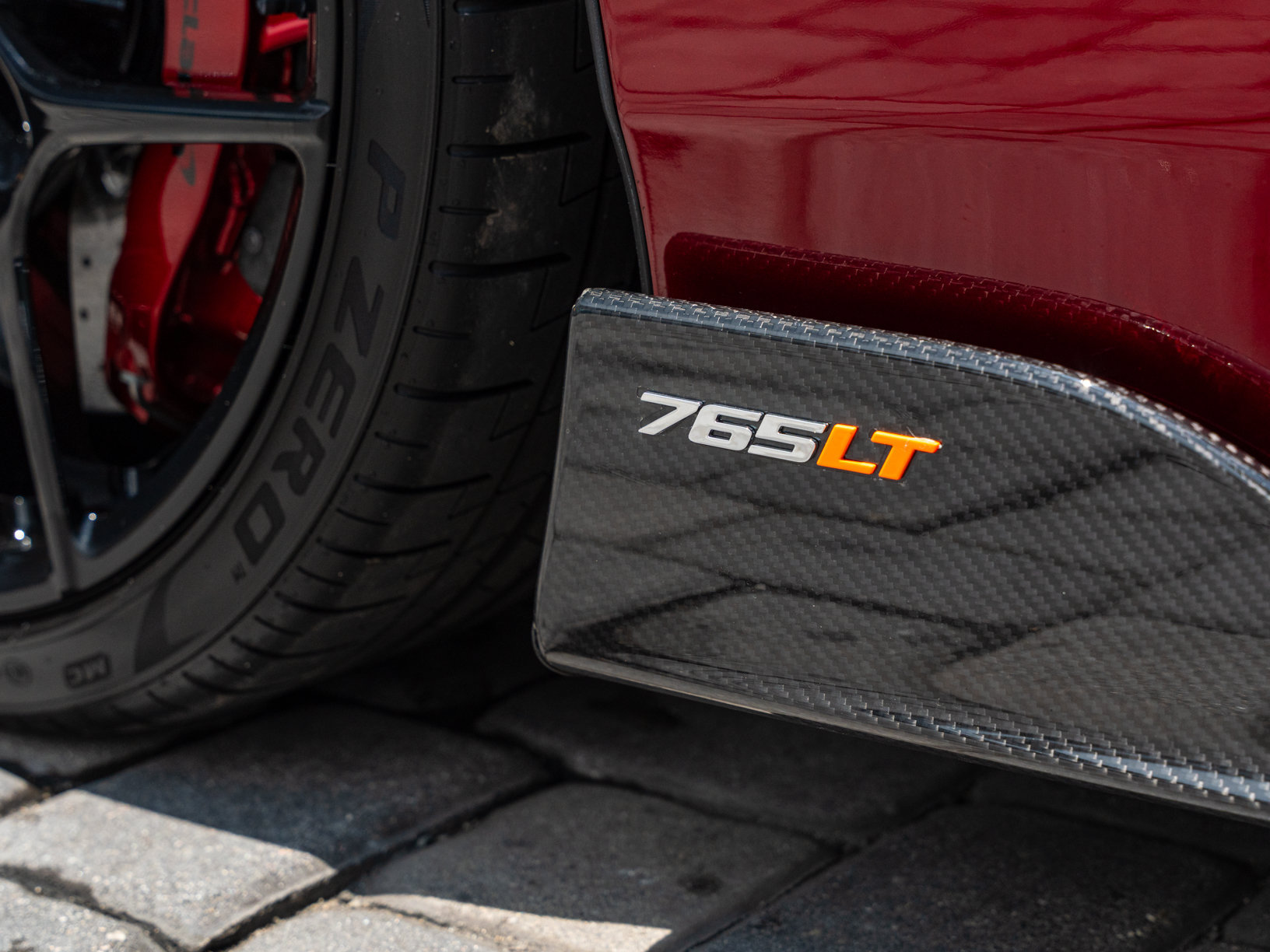 Used 2022 McLaren 765LT photo 15