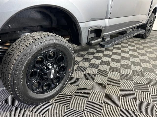 2025 Ford F350 Lariat