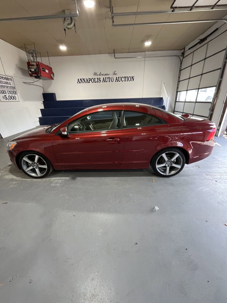 Used 2011 Volvo C70 T5