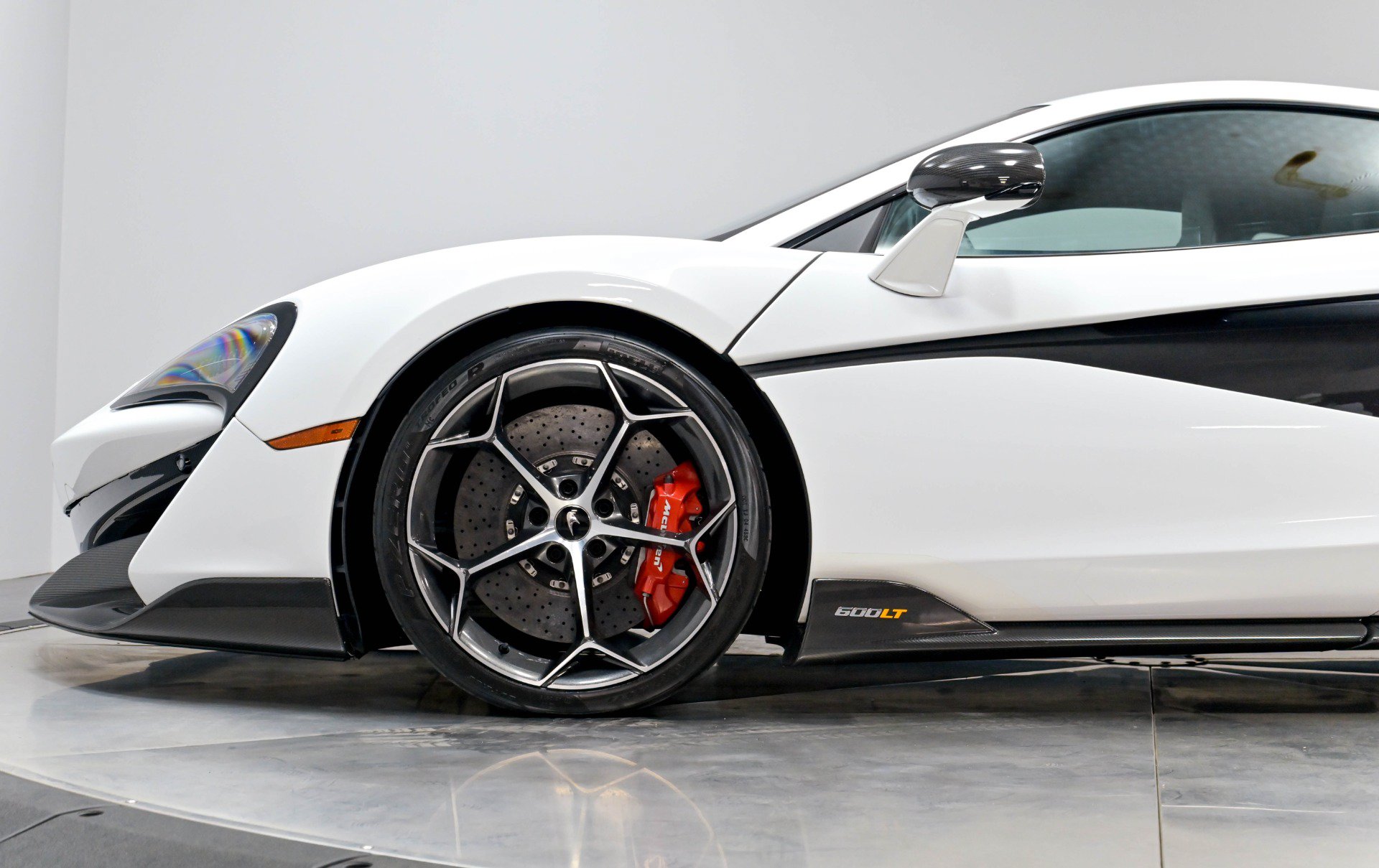 Used 2019 McLaren 600LT photo 28