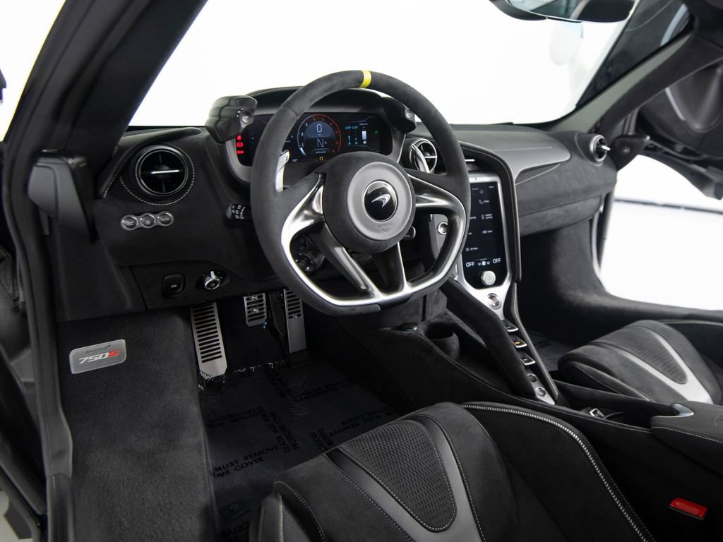 Used 2024 McLaren 750S Spider photo 14