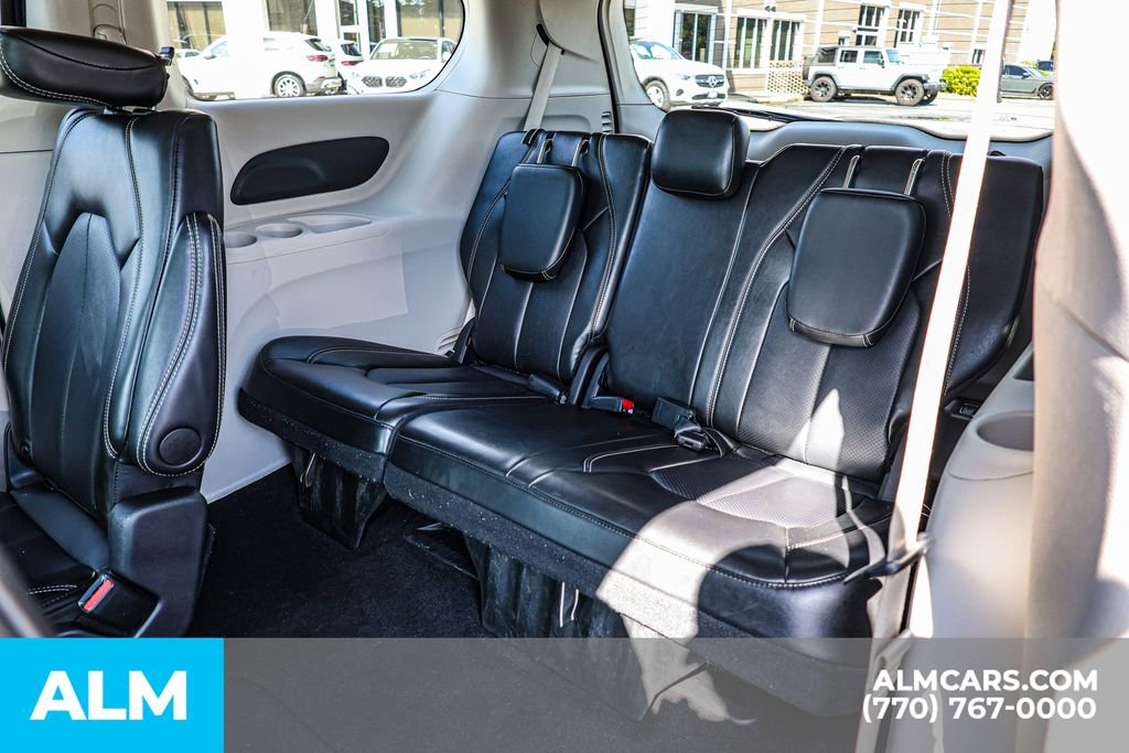 2024 Chrysler Pacifica Touring-L