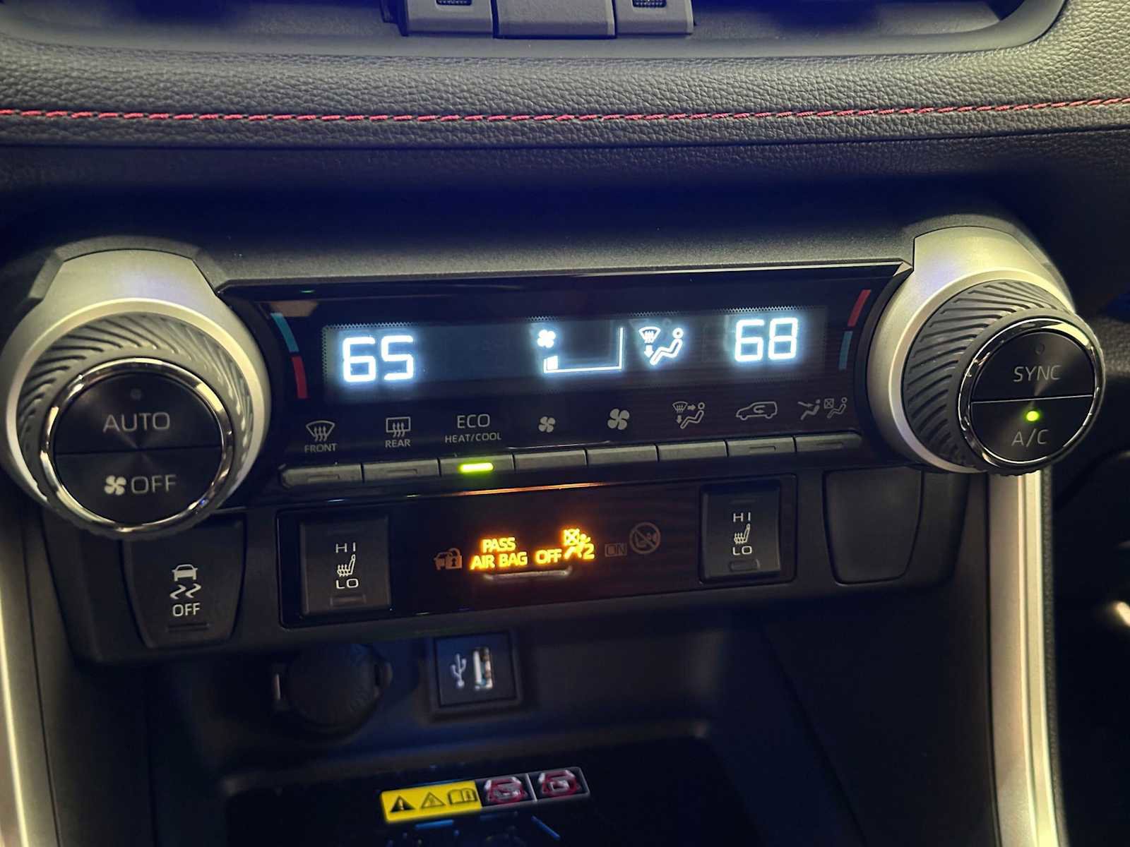 2024 Toyota RAV4 XSE